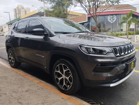 JEEP COMPASS 1.3 T270 TURBO FLEX LONGITUDE AT6 JEEP COMPASS 1.3 T270 TURBO FLEX LONGITUDE AT6